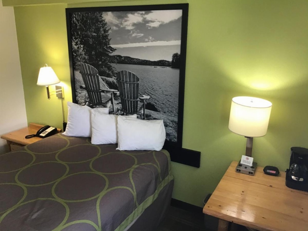 Room image 3